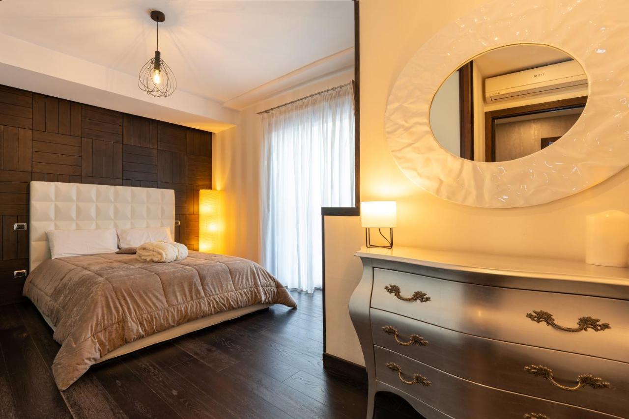 Nettuno'S Suite Неаполь Экстерьер фото